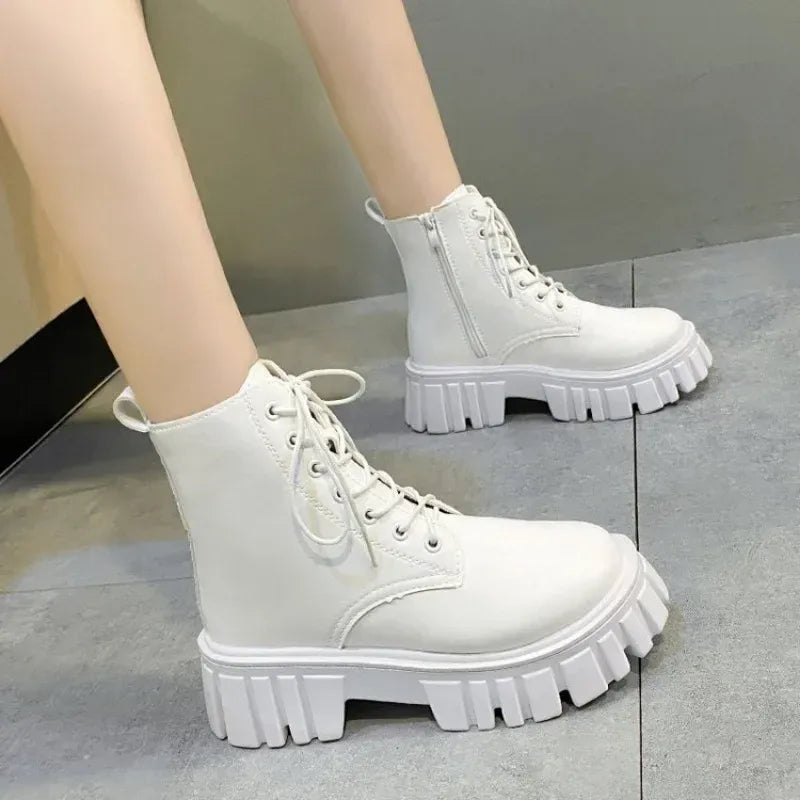 chunky-boots-der-neue-streetstyle-klassiker-boots-jlr-design-3 - JLR Design