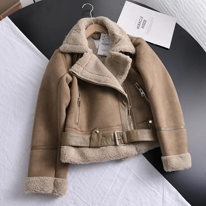 damen-bikerjacke-in-wildleder-optik-streetwear-jacke-mit-gurtel-and-zippern-jacke-jlr-design-12 - JLR Design
