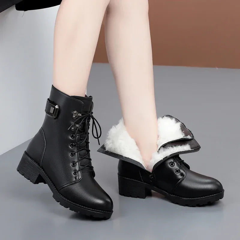damen-winterstiefel-aus-echtleder-mit-warmfutter-rutschfest-und-perfekt-fur-schnee-stiefel-jlr-design-3 - JLR Design