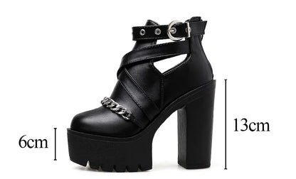 edle-damen-ankle-boots-mit-kette-elegant-und-punkig-high-heels-jlr-design-2 - JLR Design