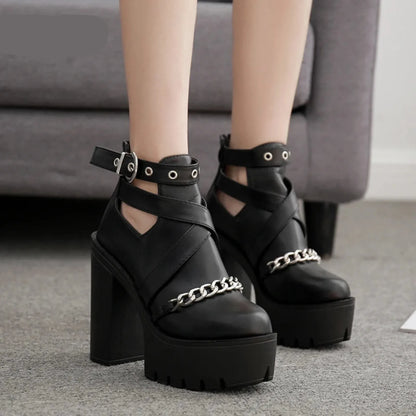 edle-damen-ankle-boots-mit-kette-elegant-und-punkig-high-heels-jlr-design-6 - JLR Design