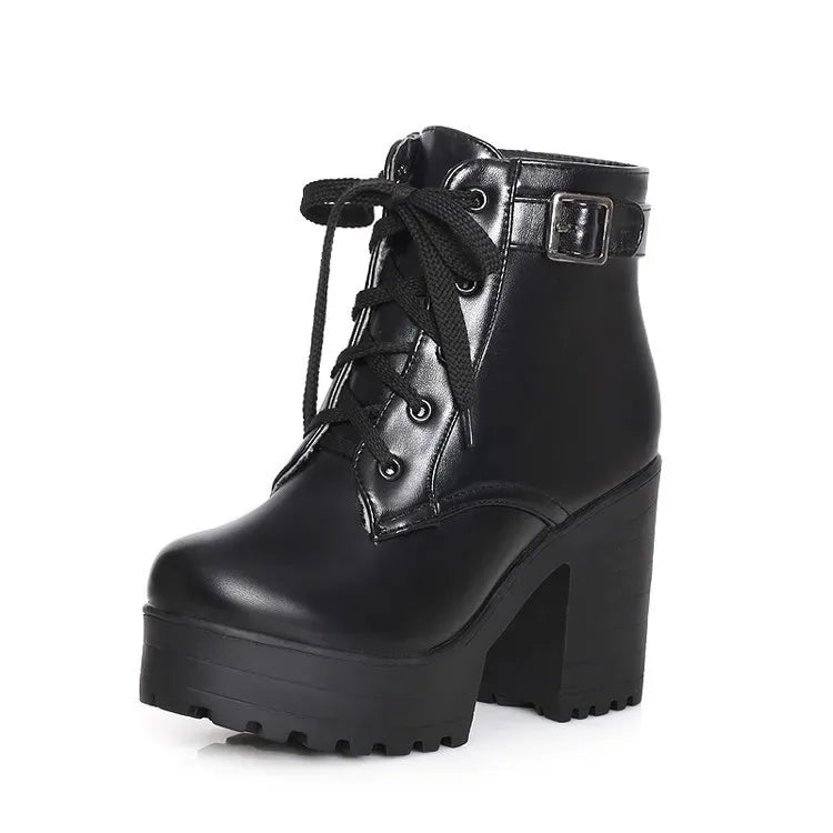 edle-schnurstiefeletten-mit-quadratischem-absatz-und-auffalliger-schnalle-boots-jlr-design-2 - JLR Design
