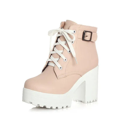 edle-schnurstiefeletten-mit-quadratischem-absatz-und-auffalliger-schnalle-boots-jlr-design-3 - JLR Design
