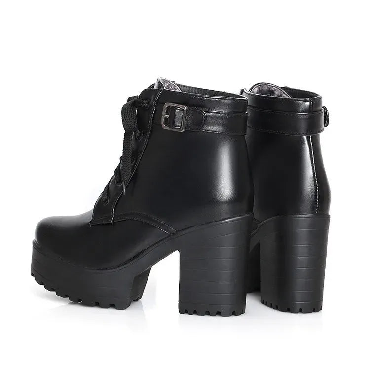 edle-schnurstiefeletten-mit-quadratischem-absatz-und-auffalliger-schnalle-boots-jlr-design-5 - JLR Design