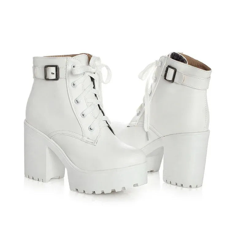 edle-schnurstiefeletten-mit-quadratischem-absatz-und-auffalliger-schnalle-boots-jlr-design-8 - JLR Design