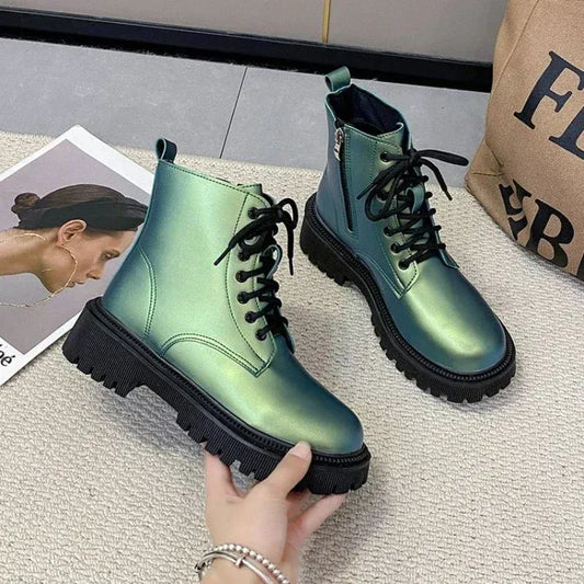 elegante-leder-stiefel-mit-lackoptik-boots-jlr-design-1 - JLR Design