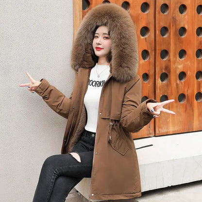 eleganter-damen-parka-mittellang-figurbetonter-mantel-mit-kordelzug-and-kontrast-details-jacke-jlr-design-6 - JLR Design