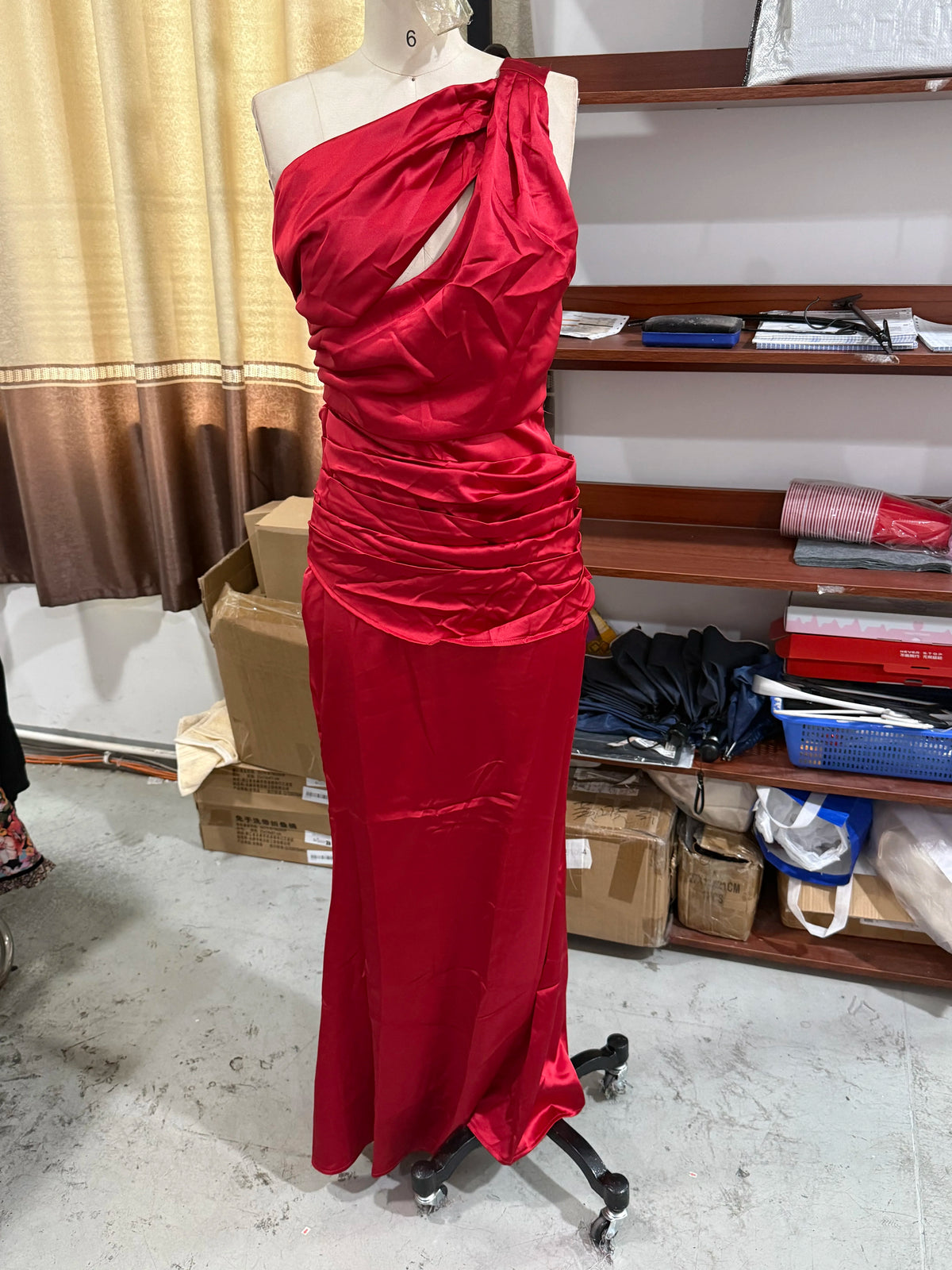elegantes-maxikleid-mit-schlitz-ruckenfrei-tailliert-sommer-abendmode-kleid-jlr-design-jlr-design-de-37 - JLR Design