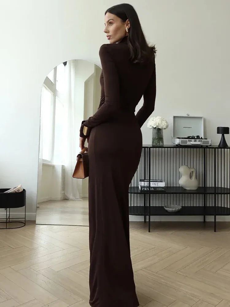 enganliegendes-turtleneck-maxikleid-mit-schlitz-kleid-jlr-design-5 - JLR Design