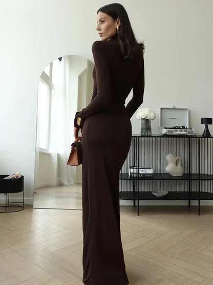 enganliegendes-turtleneck-maxikleid-mit-schlitz-kleid-jlr-design-5 - JLR Design