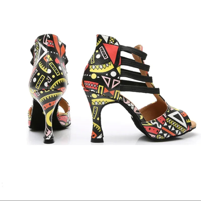 extravagante-comic-style-high-heels-fur-damen-high-heels-jlr-design-3 - JLR Design