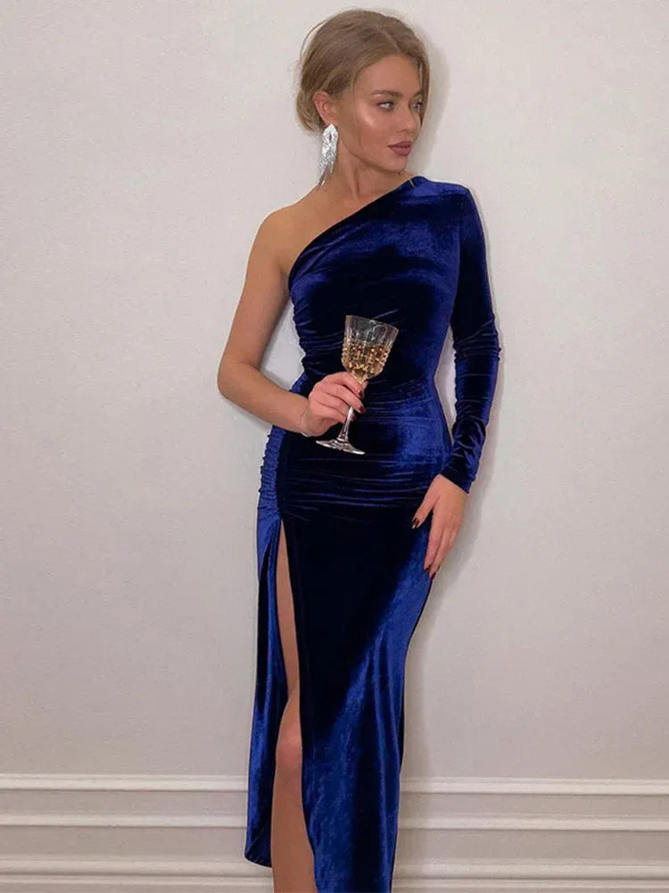 figurbetontes-samt-midikleid-mit-armeln-kleid-jlr-design-2 - JLR Design