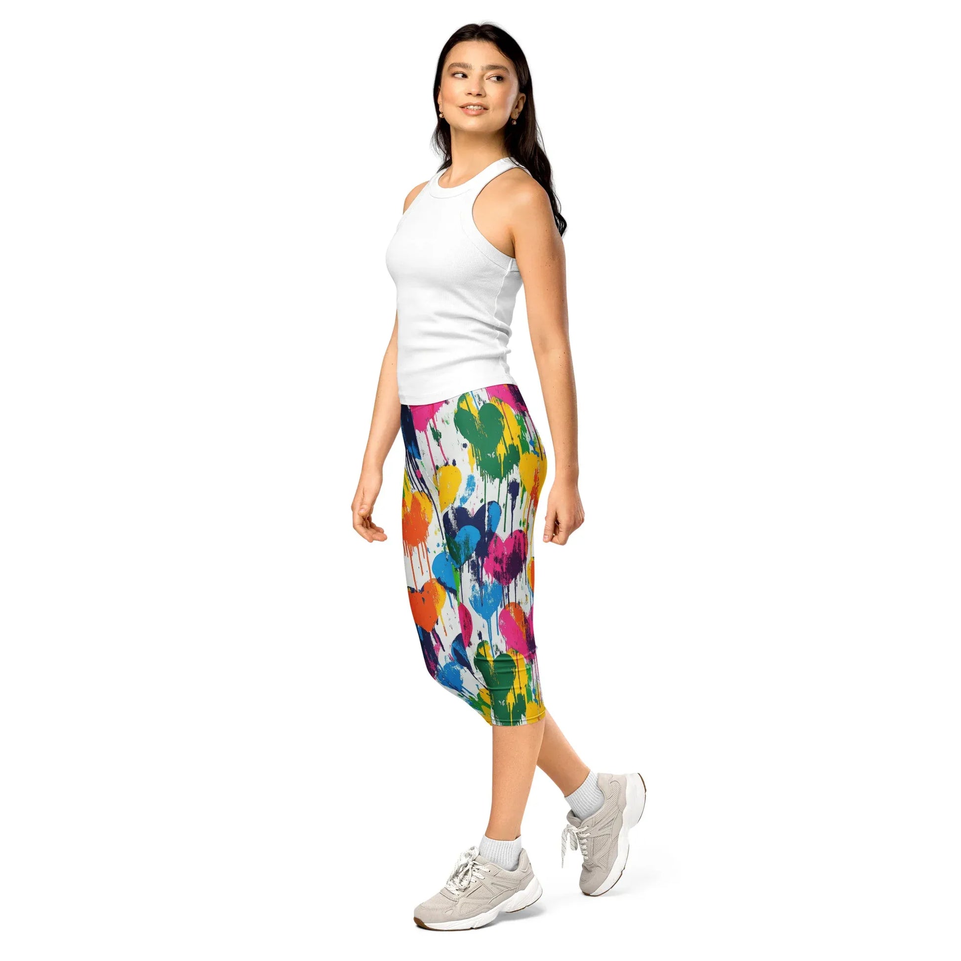 graffiti-hearts-v1-damen-capri-leggings-capri-leggings-jlr-design-3 - JLR Design