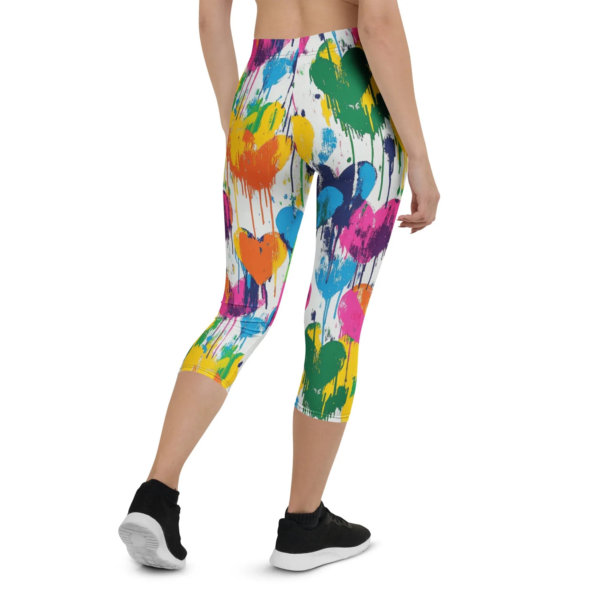 graffiti-hearts-v1-damen-capri-leggings-capri-leggings-jlr-design-8 - JLR Design