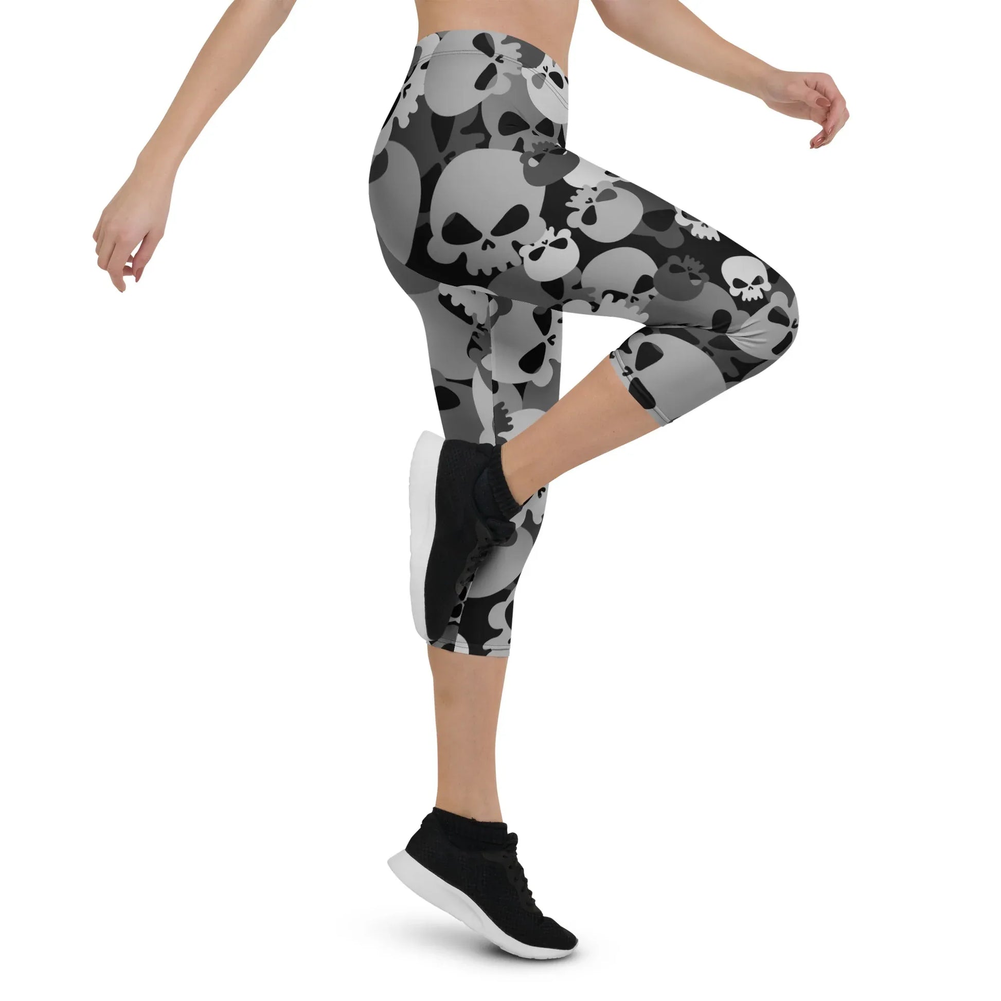 grey-skull-damen-capri-leggings-capri-leggings-jlr-design-10 - JLR Design
