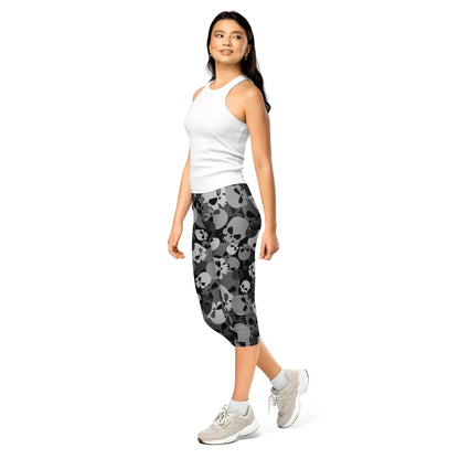 grey-skull-damen-capri-leggings-capri-leggings-jlr-design-3 - JLR Design