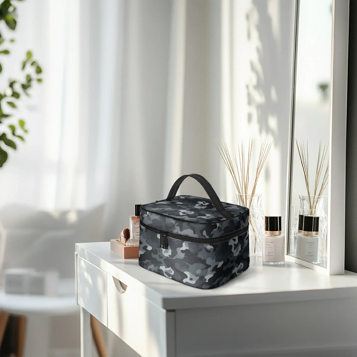 grosse-kosmetiktasche-black-camouflage-v1-kosmetiktasche-jlr-design-jlr-design-de-10 - JLR Design
