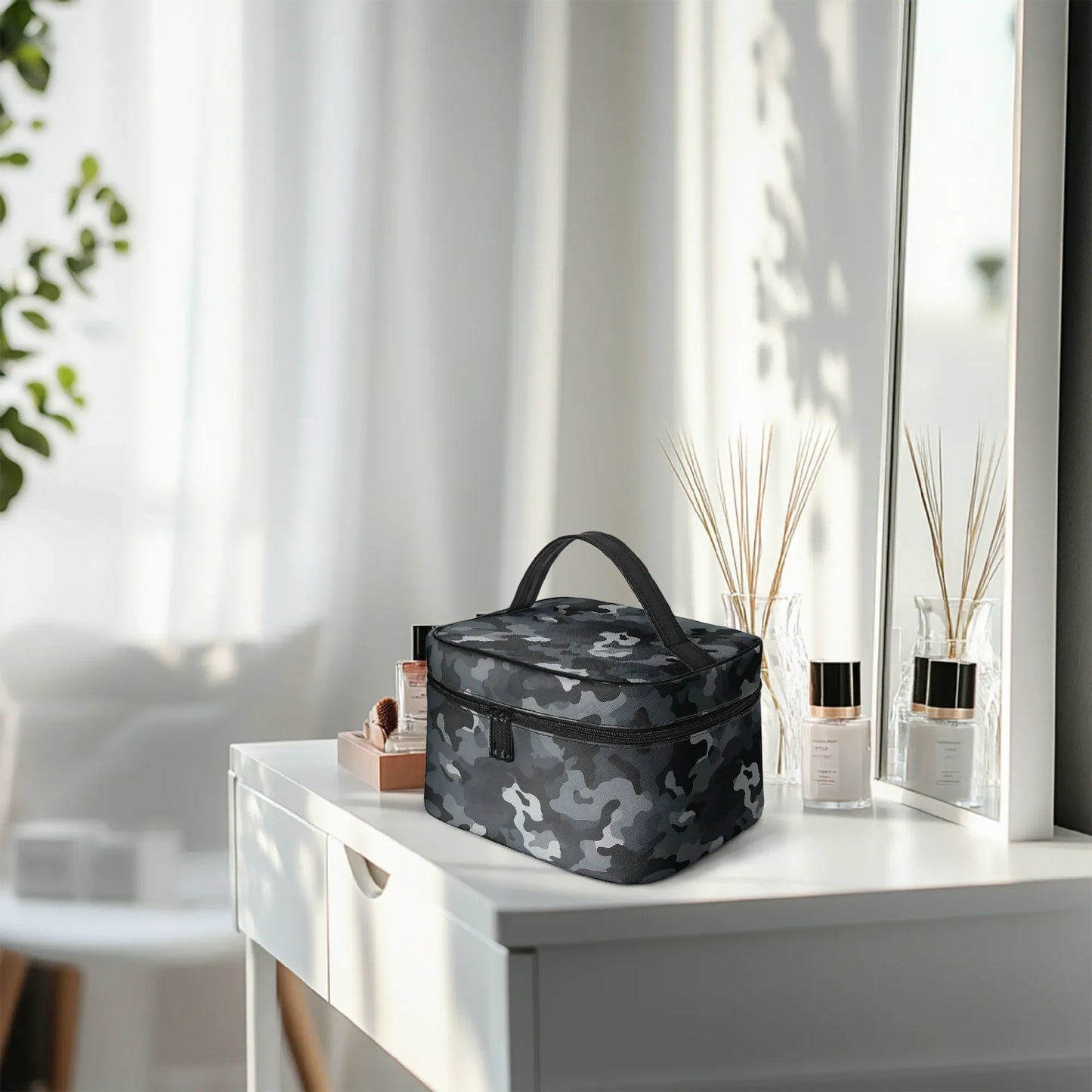 grosse-kosmetiktasche-black-camouflage-v2-kosmetiktasche-jlr-design-10 - JLR Design