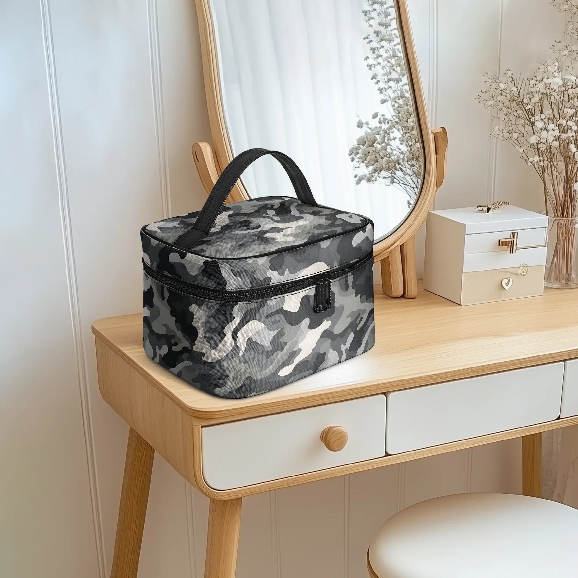 grosse-kosmetiktasche-black-camouflage-v4-kosmetiktasche-jlr-design-6 - JLR Design