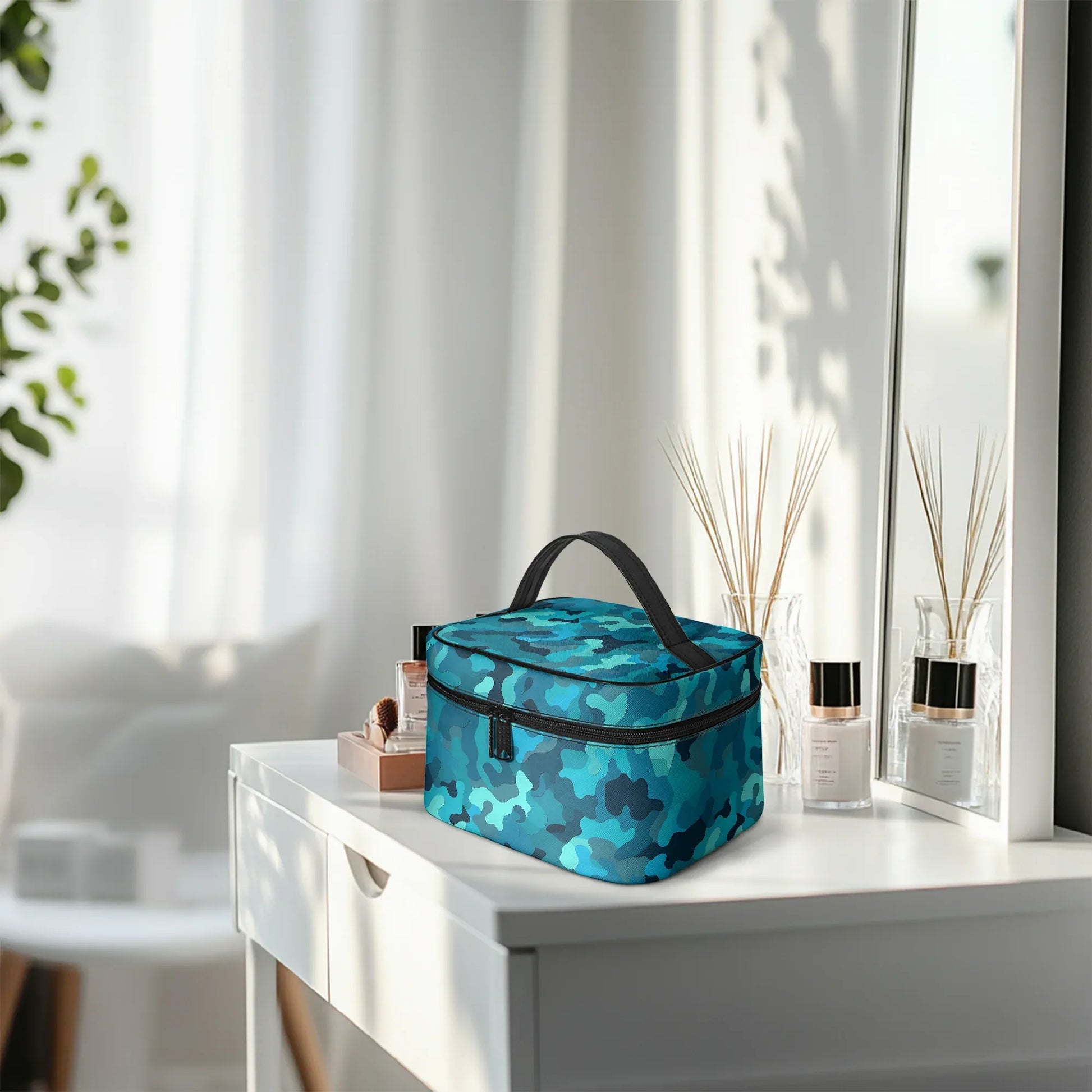 grosse-kosmetiktasche-blue-camouflage-v1-kosmetiktasche-jlr-design-10 - JLR Design