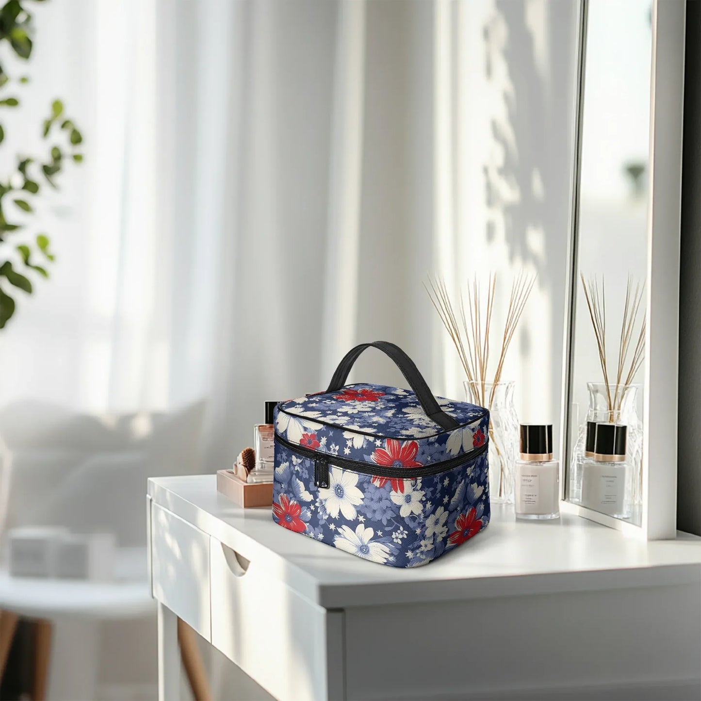 grosse-kosmetiktasche-blue-red-white-flowers-kosmetiktasche-jlr-design-10 - JLR Design