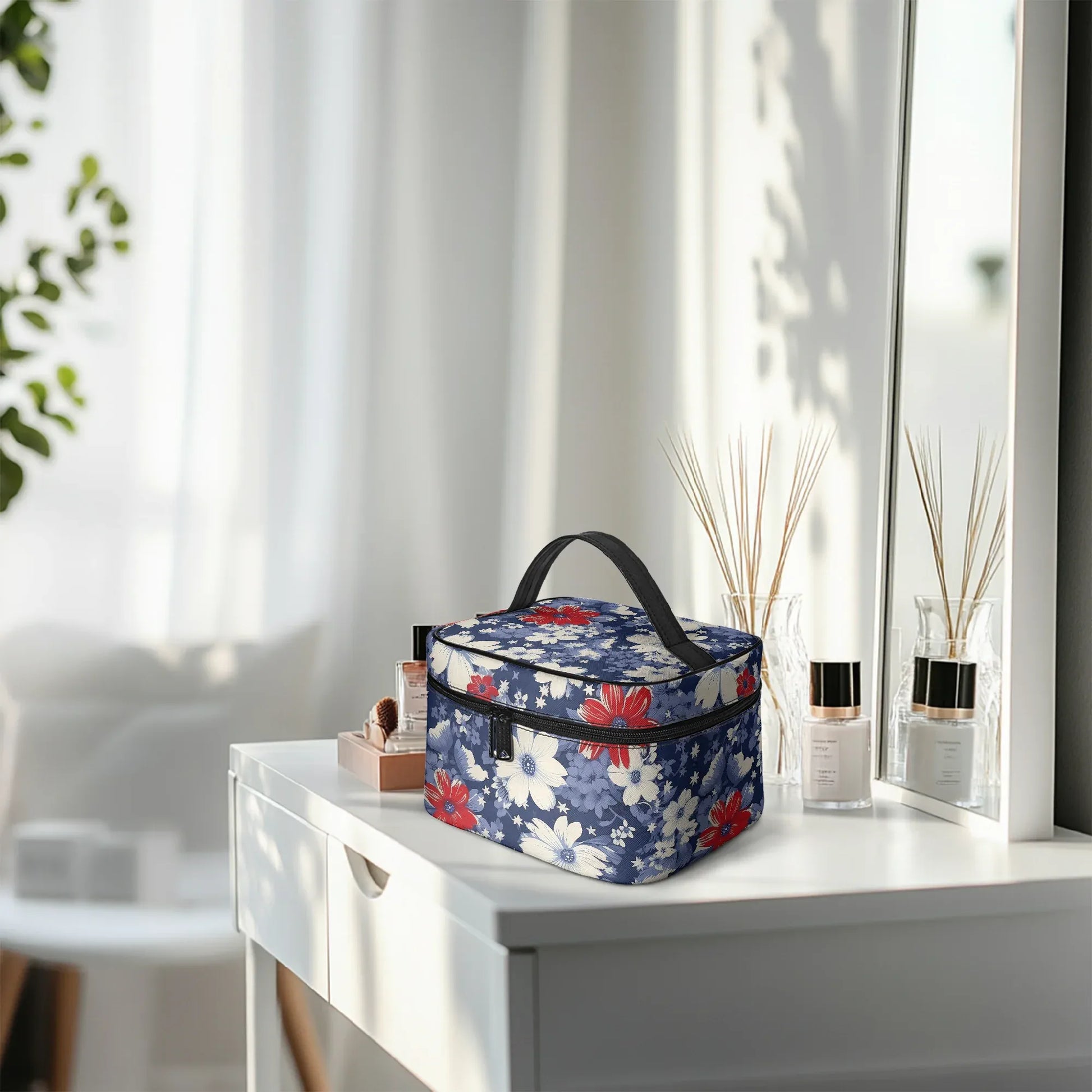 grosse-kosmetiktasche-blue-red-white-flowers-kosmetiktasche-jlr-design-10 - JLR Design