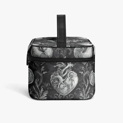 grosse-kosmetiktasche-gothic-black-heart-kosmetiktasche-jlr-design-3 - JLR Design