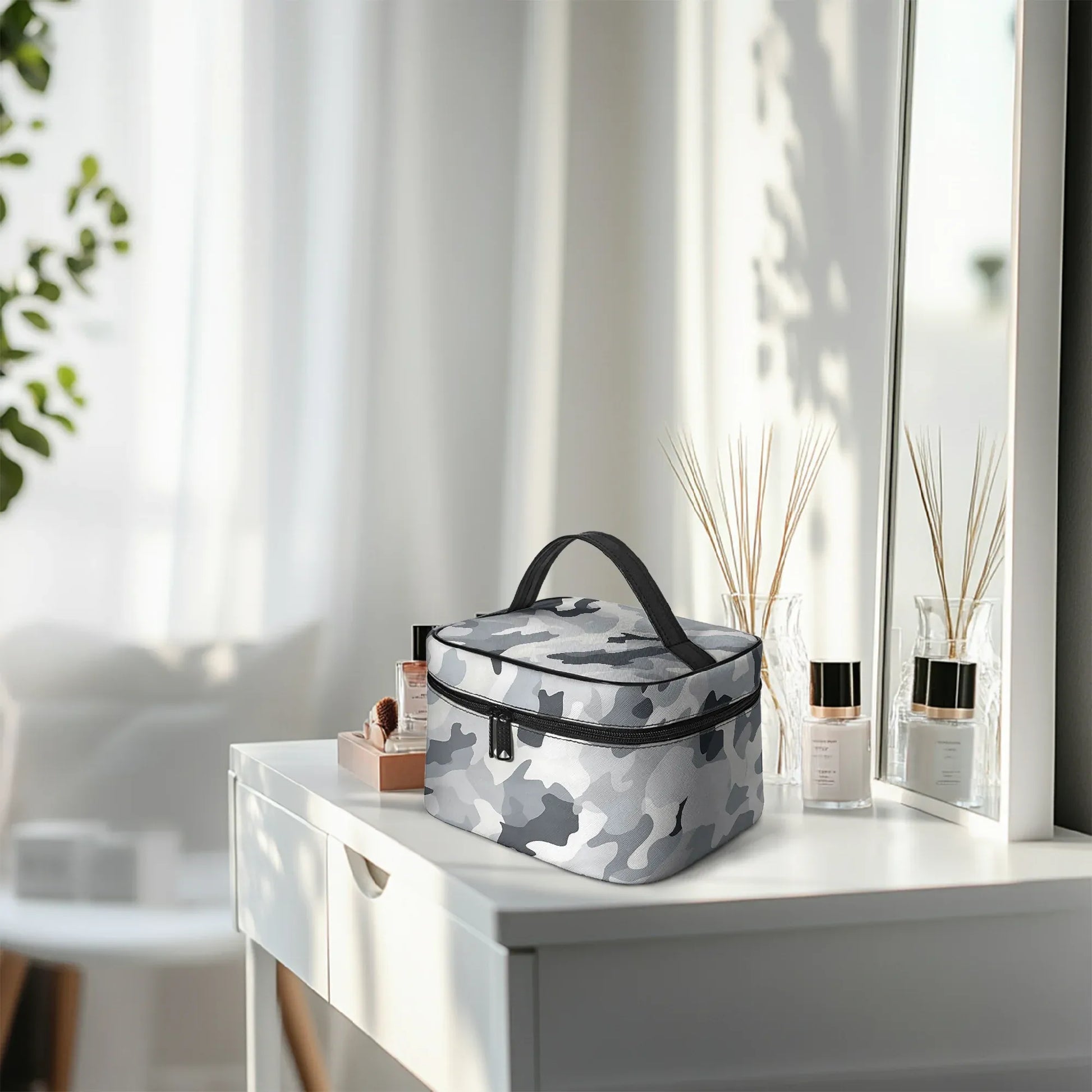 grosse-kosmetiktasche-grey-camouflage-v1-kosmetiktasche-jlr-design-10 - JLR Design