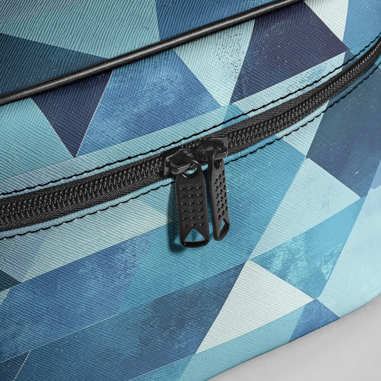 grosse-kosmetiktasche-triangle-v4-kosmetiktasche-jlr-design-11 - JLR Design