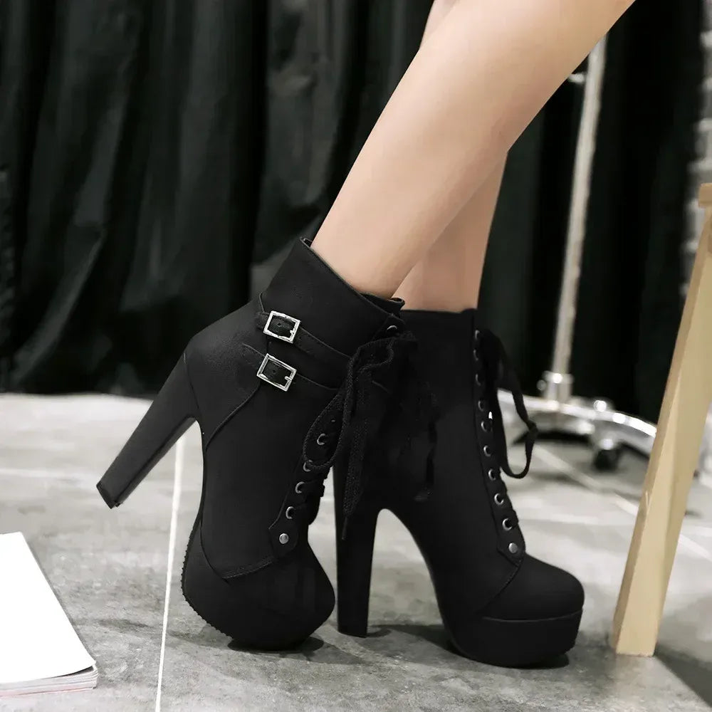 klassische-schnurstiefeletten-mit-plateau-high-heels-jlr-design-2 - JLR Design