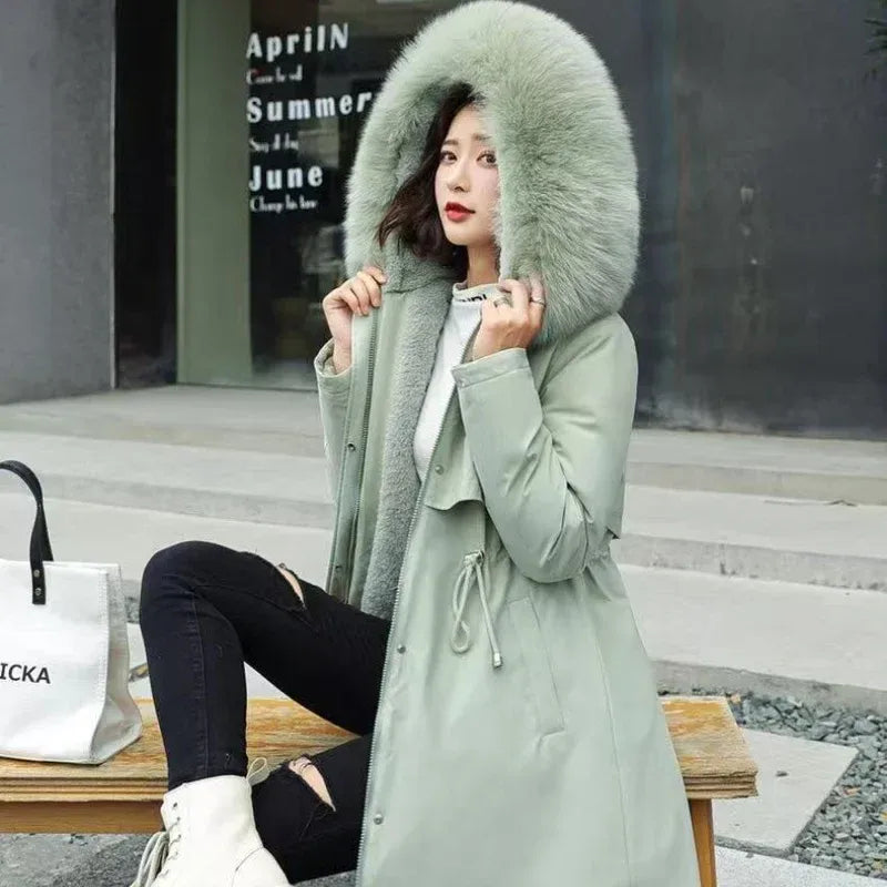 knielanger-damen-wintermantel-slim-fit-glanzender-mantel-im-korean-style-mit-baumwollfullung-jacke-jlr-design-4 - JLR Design