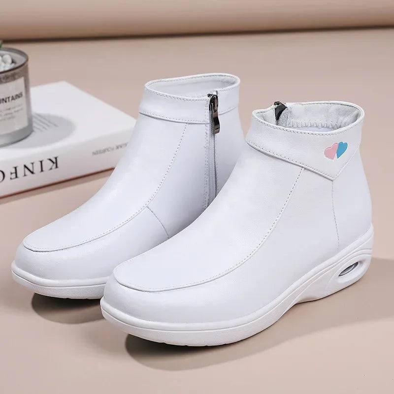 komfortable-leder-stiefeletten-fur-damen-mit-reissverschluss-and-samt-futter-boots-jlr-design-2 - JLR Design