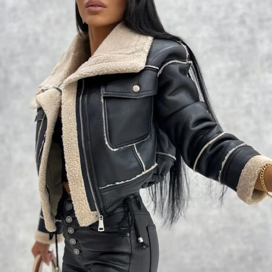 kurze-bikerjacke-in-lammfell-optik-stylische-faux-leather-jacke-fur-damen-jacke-jlr-design-1 - JLR Design