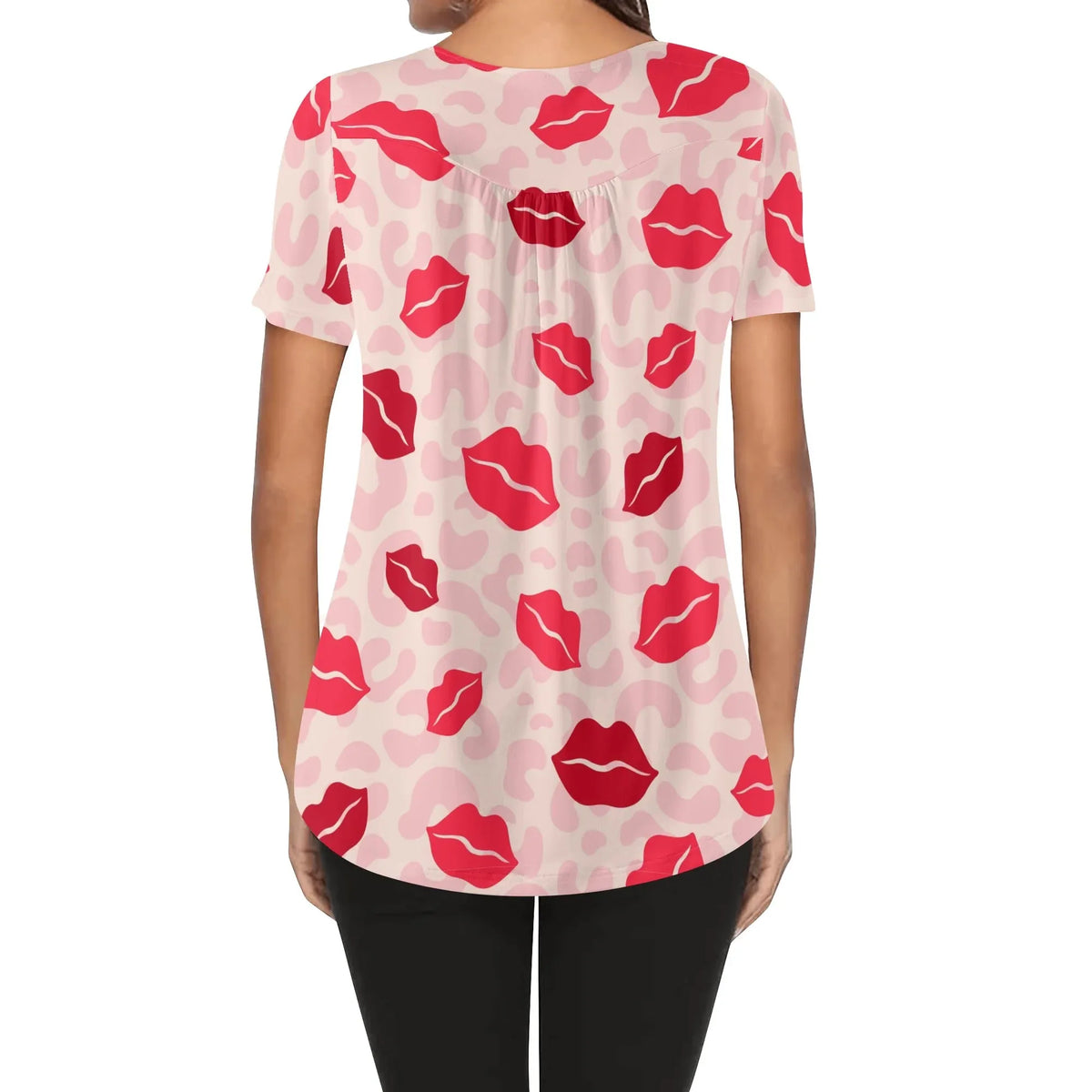 lockere-bluse-mit-u-ausschnitt-und-kurzen-armeln-fur-damen-pink-lips-bluse-jlr-design-jlr-design-de-2 - JLR Design