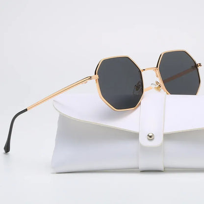 luxus-polygon-sonnenbrille-mit-metallrahmen-quadratische-vintage-brille-mit-spiegelglas-brille-jlr-design-4 - JLR Design