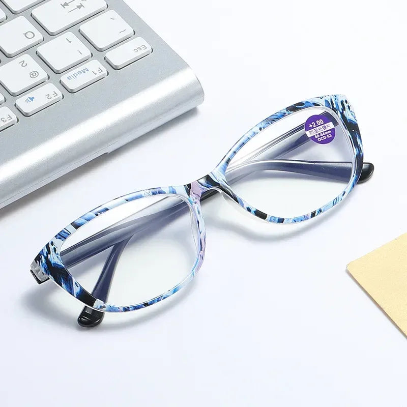 modische-lesebrille-mit-blaulichtfilter-bunte-retro-brille-1-0-bis-4-0-fur-damen-and-herren-brille-jlr-design-2 - JLR Design