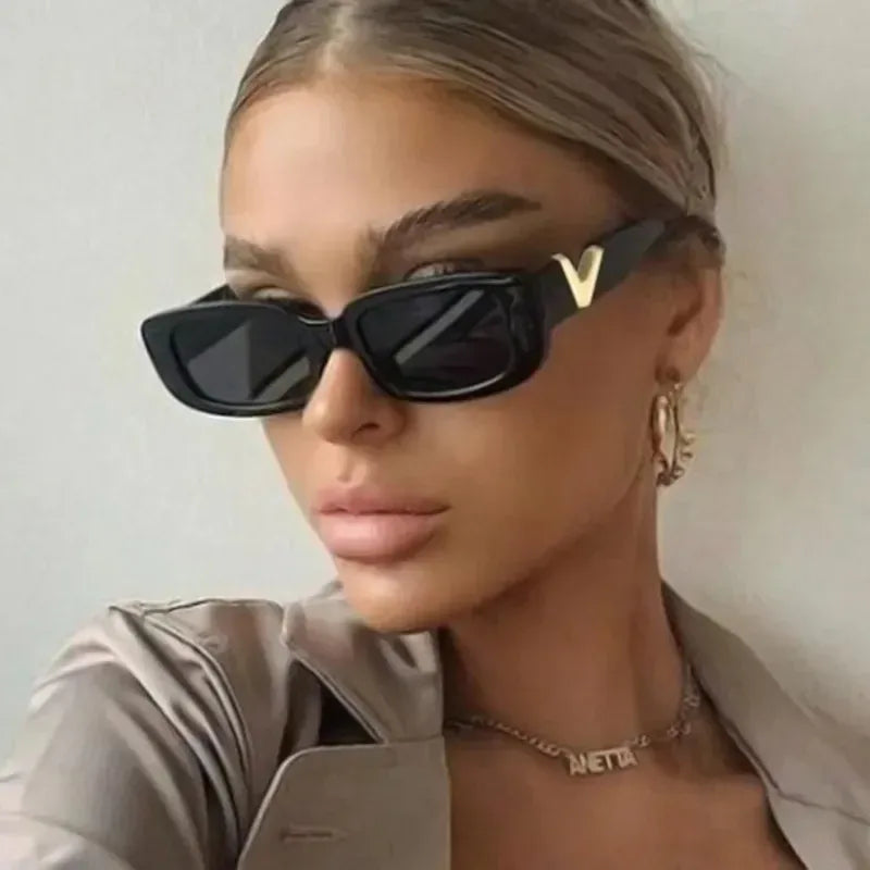 modische-sonnenbrille-or-damen-or-rechteckig-or-vintage-look-brille-jlr-design-1 - JLR Design