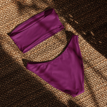 nachhaltiger-bandeau-bikini-aubergine-recyceltes-material-mit-allover-druck-bikini-jlr-design-5 - JLR Design