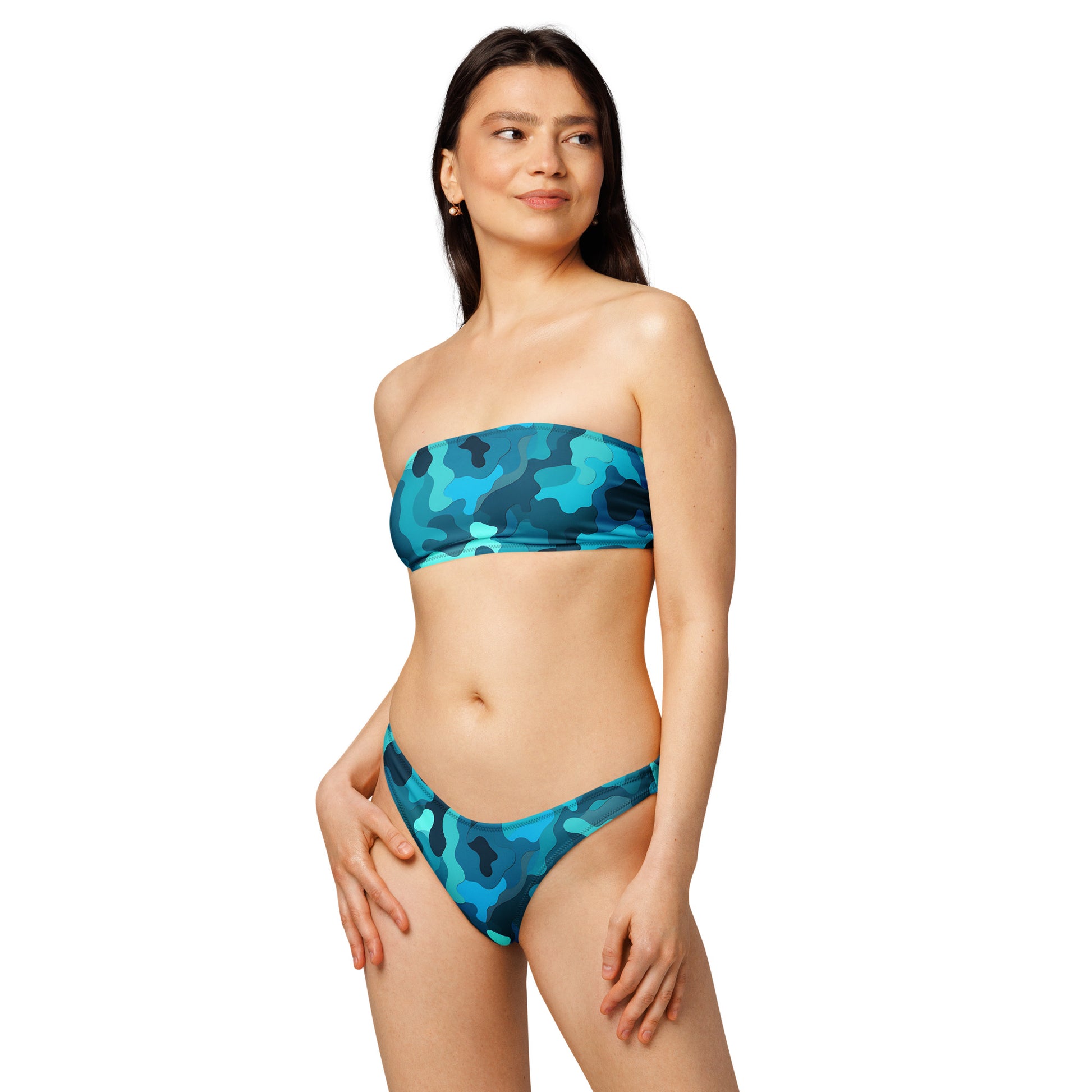 nachhaltiger-bandeau-bikini-blue-camouflage-v3-recyceltes-material-mit-allover-druck-bikini-jlr-design-2 - JLR Design