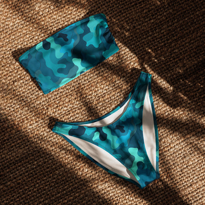 nachhaltiger-bandeau-bikini-blue-camouflage-v3-recyceltes-material-mit-allover-druck-bikini-jlr-design-4 - JLR Design