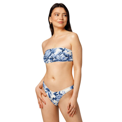 nachhaltiger-bandeau-bikini-blue-flowers-v2-recyceltes-material-mit-allover-druck-bikini-jlr-design-2 - JLR Design