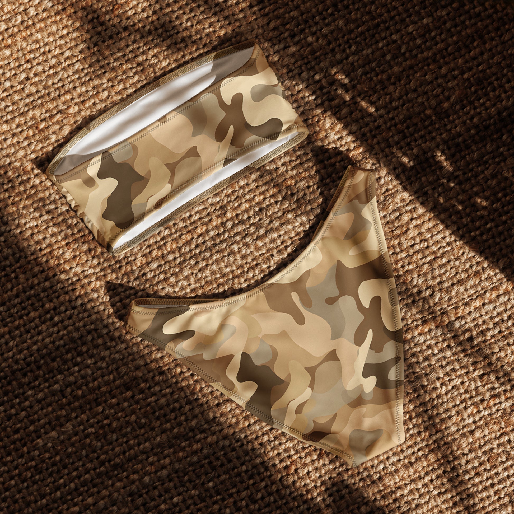 nachhaltiger-bandeau-bikini-brown-camouflage-v2-recyceltes-material-mit-allover-druck-bikini-jlr-design-5 - JLR Design