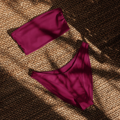 nachhaltiger-bandeau-bikini-burgundy-recyceltes-material-mit-allover-druck-bikini-jlr-design-4 - JLR Design
