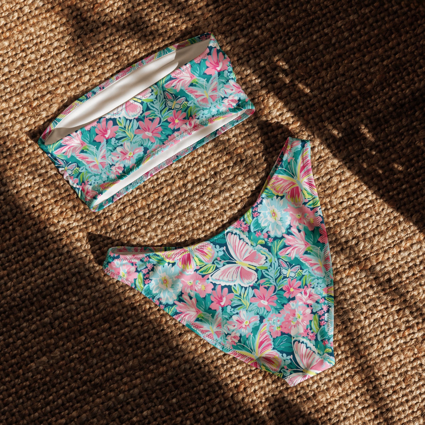 nachhaltiger-bandeau-bikini-colorful-butterfly-v1-recyceltes-material-mit-allover-druck-bikini-jlr-design-5 - JLR Design