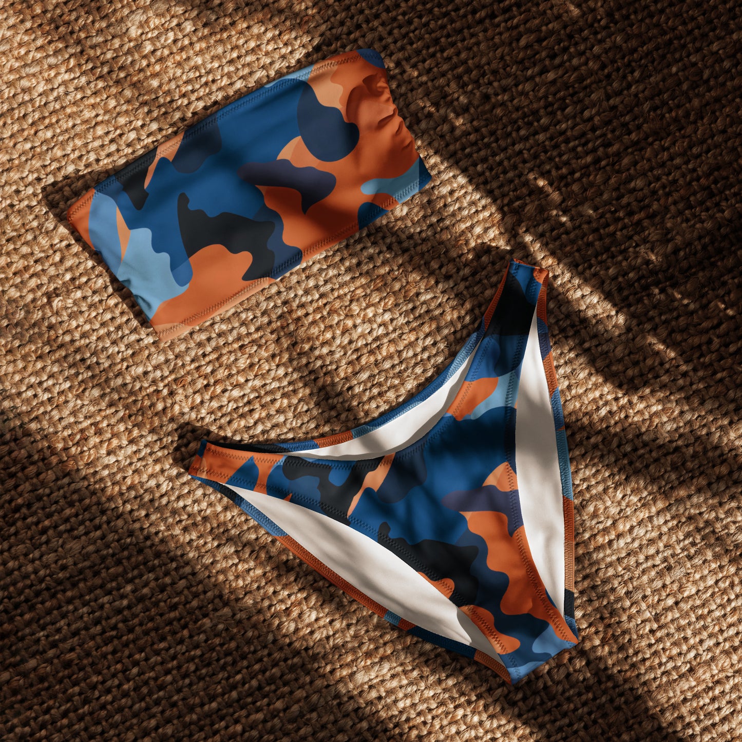 nachhaltiger-bandeau-bikini-colorful-camouflage-v1-recyceltes-material-mit-allover-druck-bikini-jlr-design-4 - JLR Design
