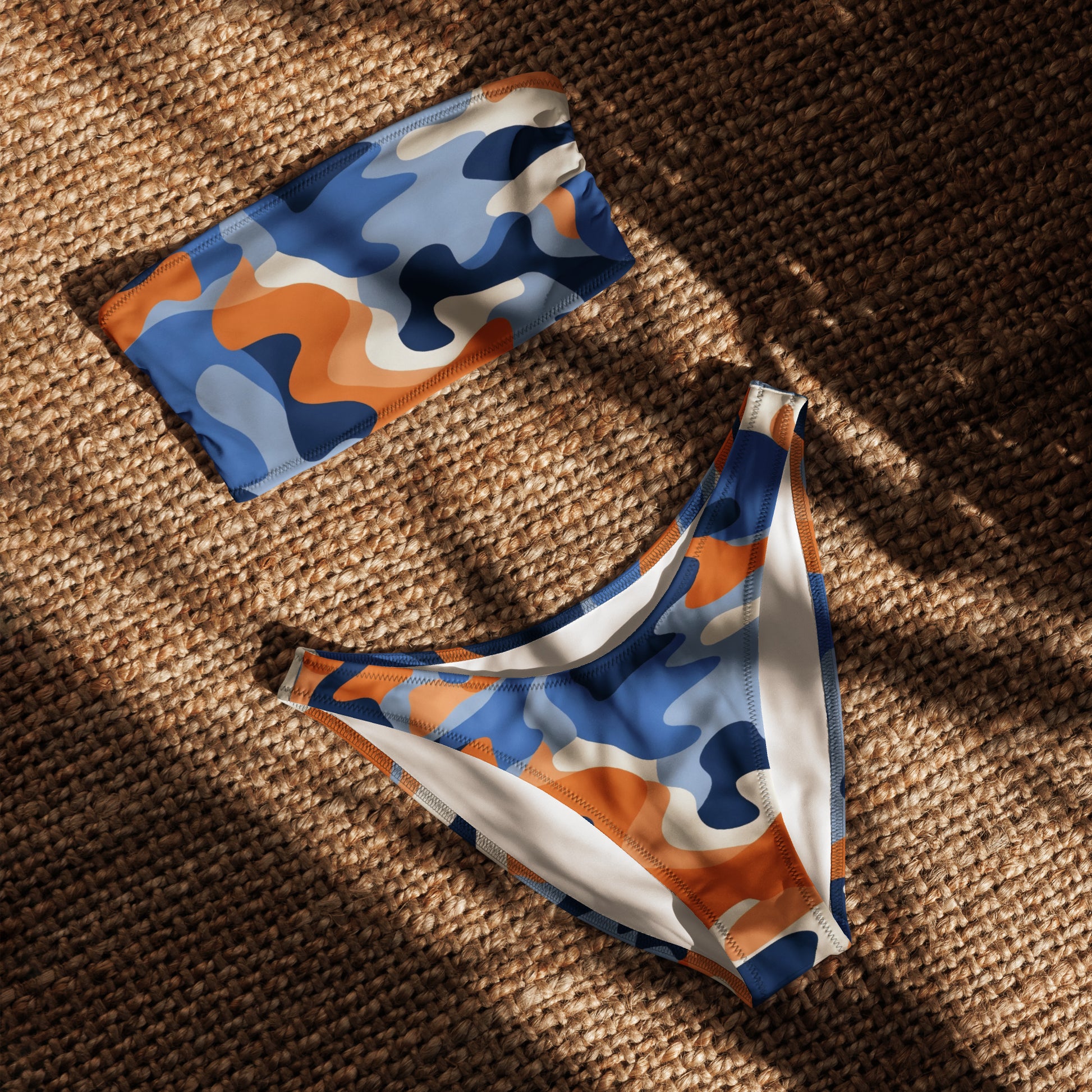 nachhaltiger-bandeau-bikini-colorful-camouflage-v2-recyceltes-material-mit-allover-druck-bikini-jlr-design-4 - JLR Design