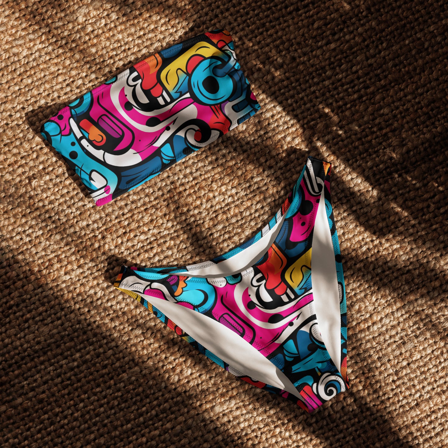 nachhaltiger-bandeau-bikini-colorful-graffiti-v2-recyceltes-material-mit-allover-druck-bikini-jlr-design-4 - JLR Design