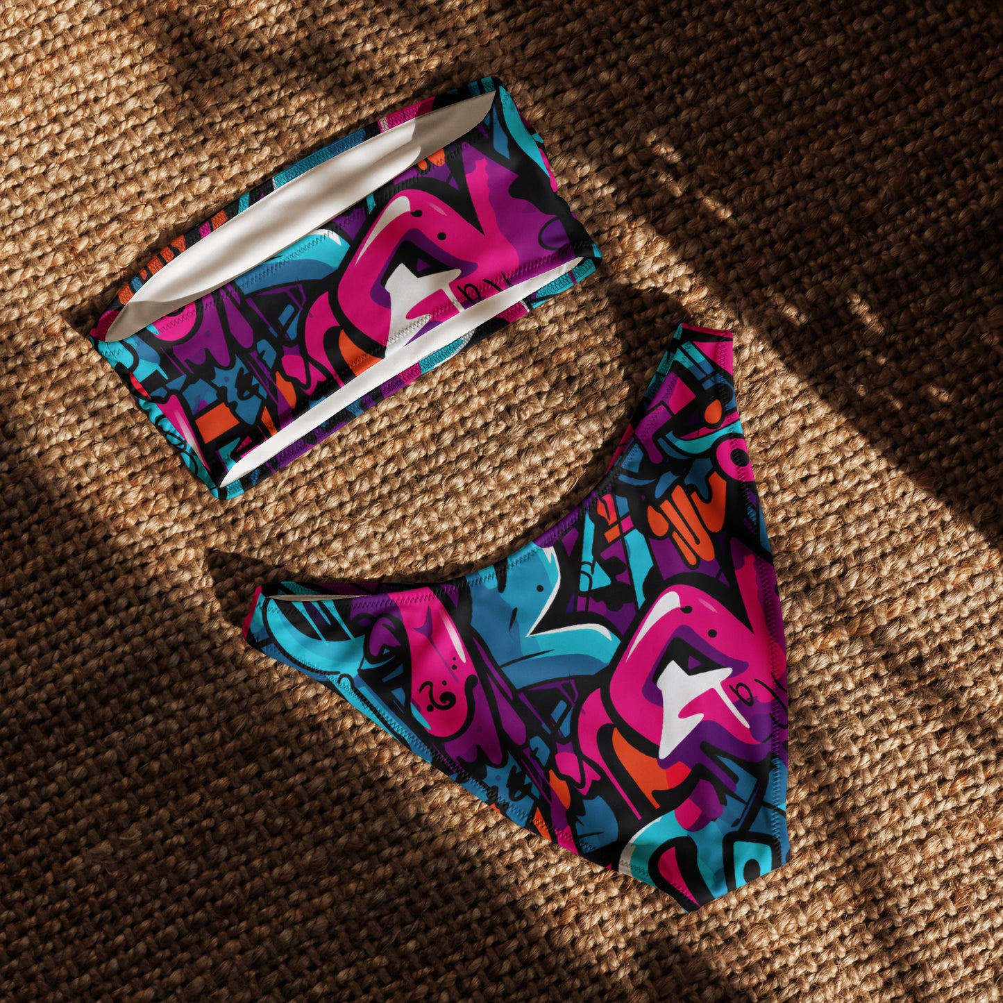 nachhaltiger-bandeau-bikini-colorful-graffiti-v3-recyceltes-material-mit-allover-druck-bikini-jlr-design-5 - JLR Design
