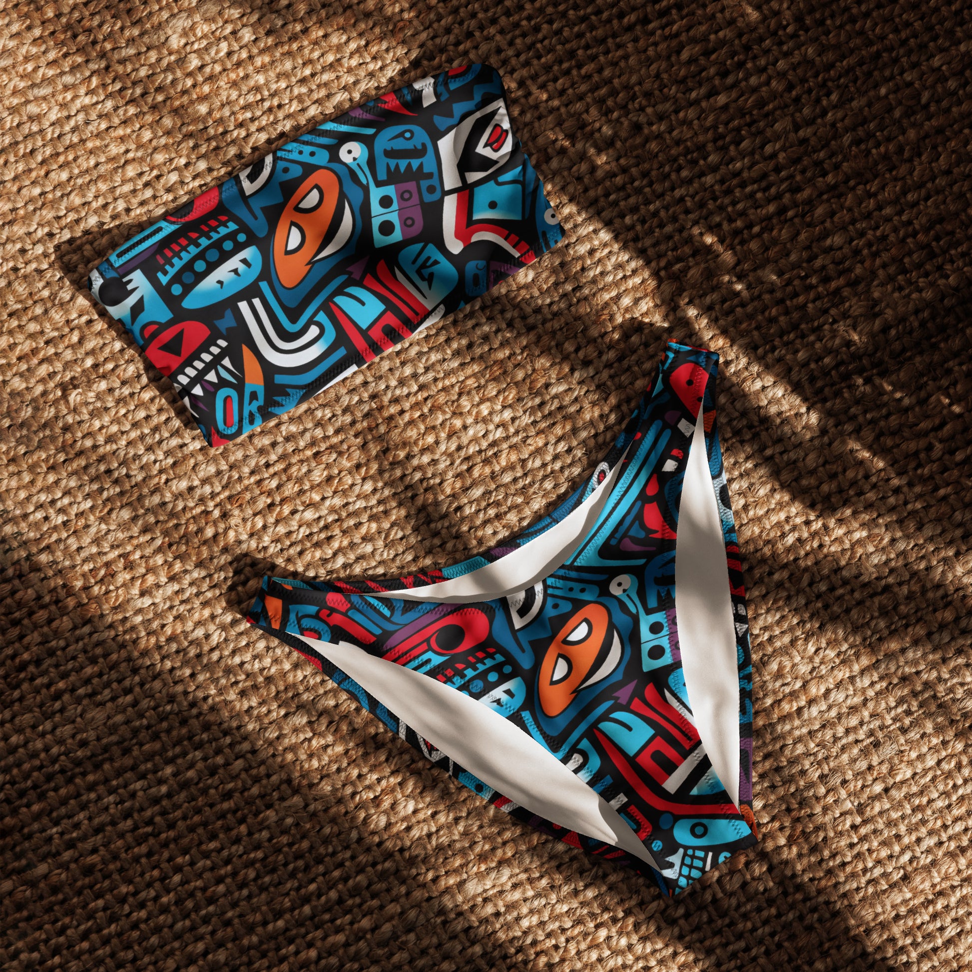 nachhaltiger-bandeau-bikini-colorful-graffiti-v4-recyceltes-material-mit-allover-druck-bikini-jlr-design-4 - JLR Design