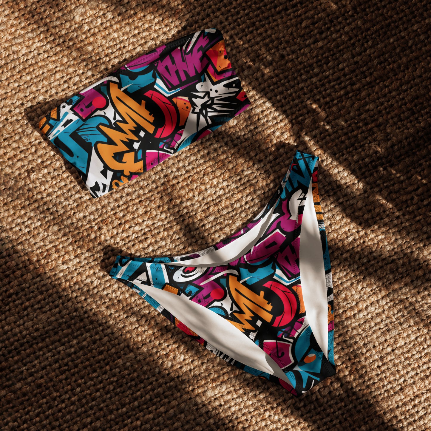 nachhaltiger-bandeau-bikini-colorful-graffiti-v8-recyceltes-material-mit-allover-druck-bikini-jlr-design-4 - JLR Design